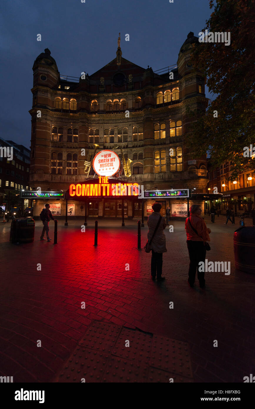 England, London, Palace Theatre, Shaftesbury Avenue Stock Photo Alamy
