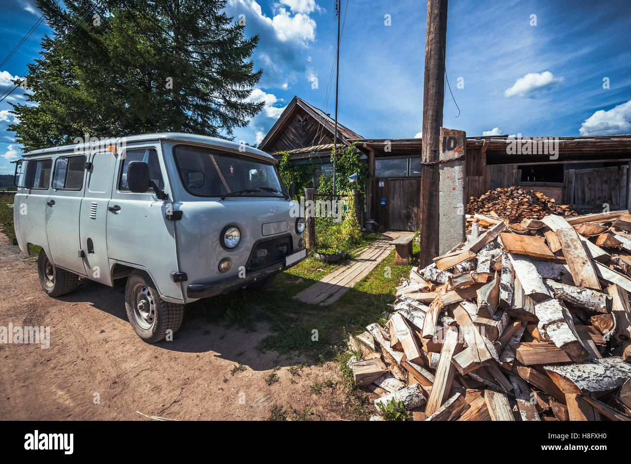 Old soviet van in a countryhouse in Sloboda (Sverdlosk oblast, Russia) Stock Photo
