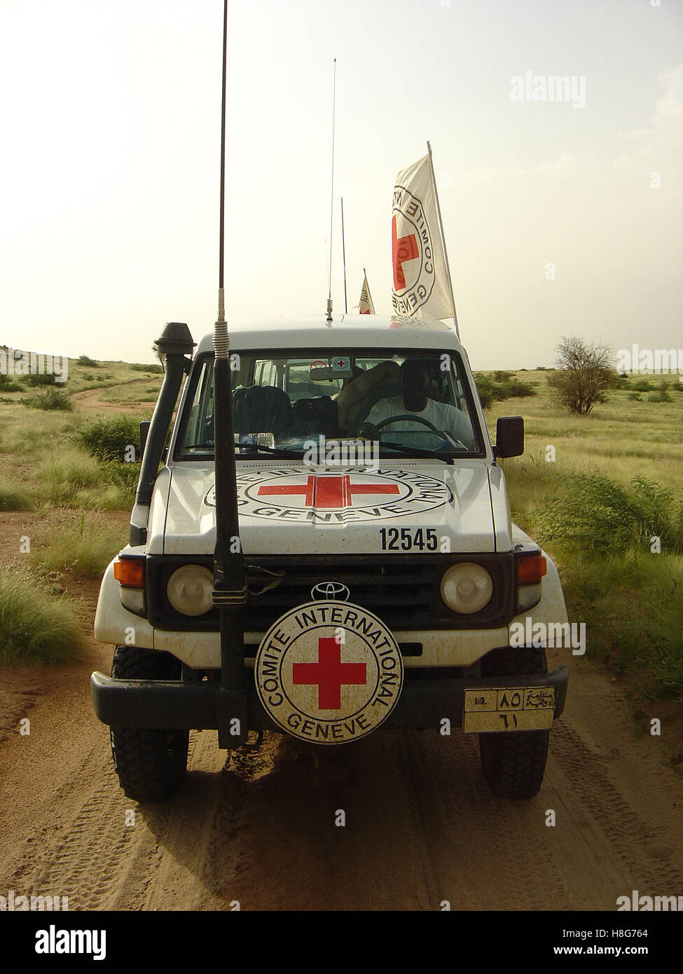 1st September 2005 ICRC Toyota Landcruisers en route between Musbat and Kutum in northern Darfur, Sudan. Stock Photo