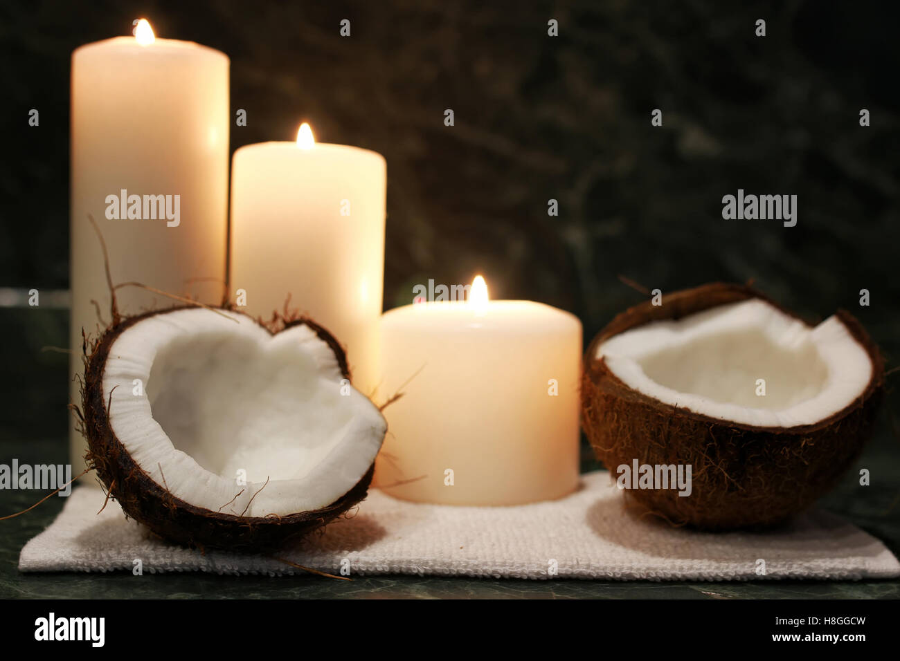 candles spa coconut oil Stock Photo Alamy
