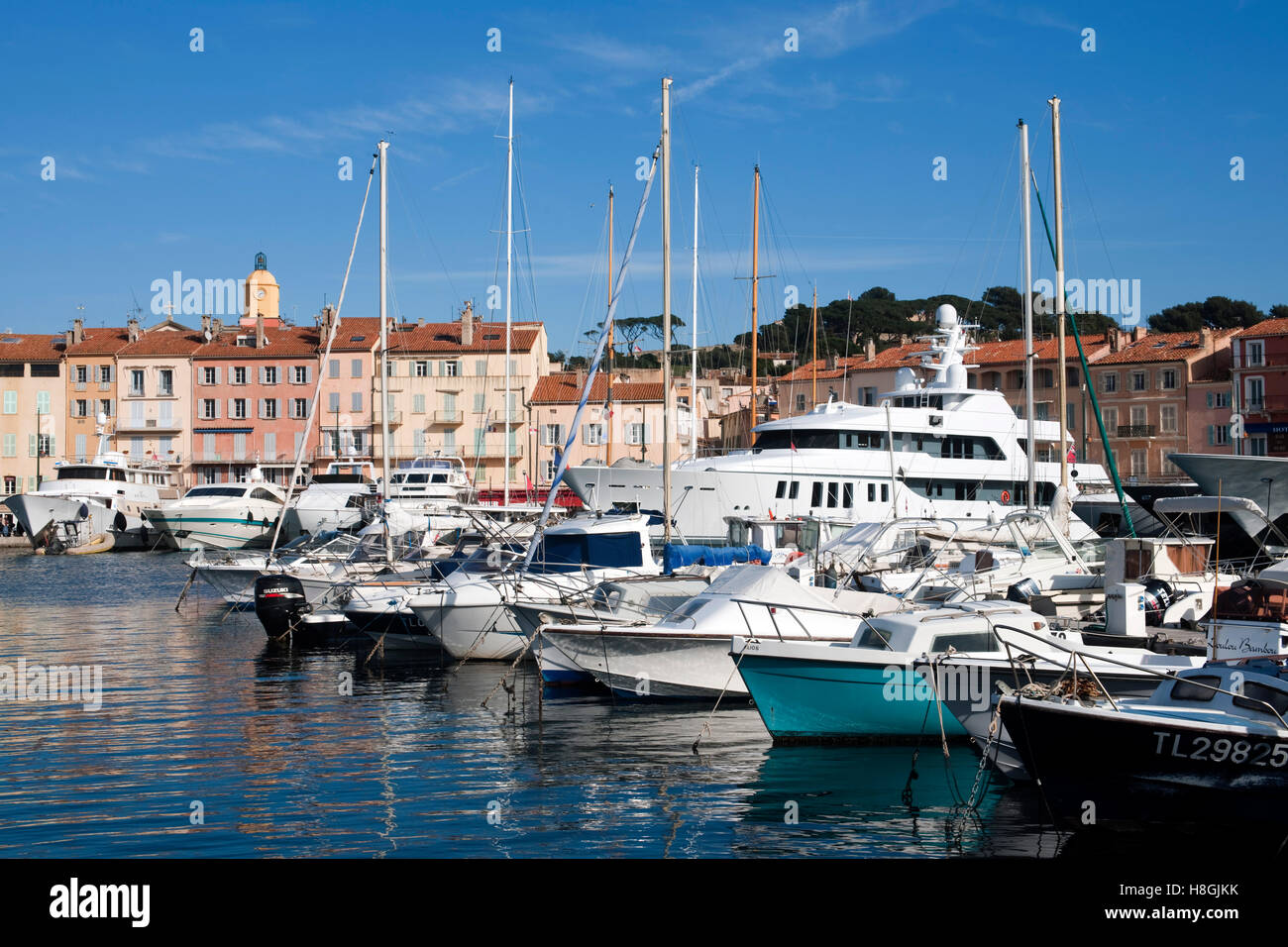 Frankreich, Cote d Azur, Departement Var, Saint Tropez, der Yachthafen ...