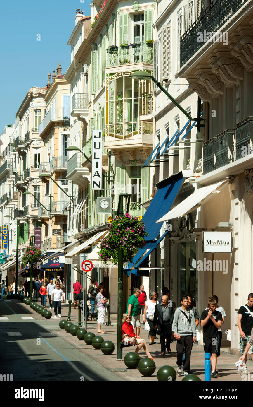 Frankreich, Cote d Azur, Cannes, Rue d´ Antibes, elegante Einkaufsstrasse Stock Photo