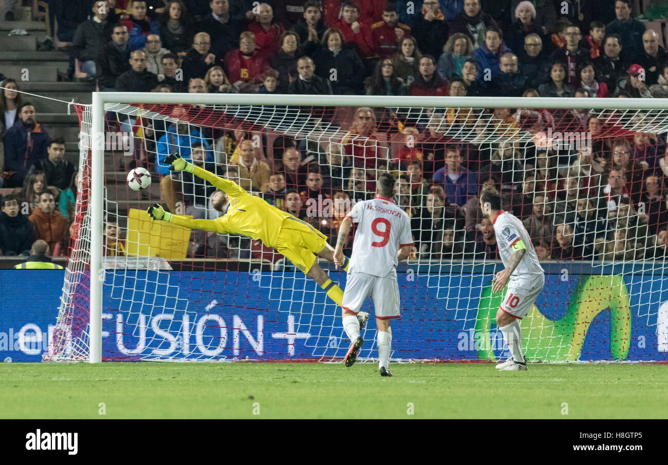 Granada, Spain. 12nd November, 2016. European Qualifiers Russian World Cup 2018 between Spain vs Macedonia in Los Carmenes Stadium, in the image de Gea. Credit:  ABEL F. ROS/Alamy Live News Stock Photo