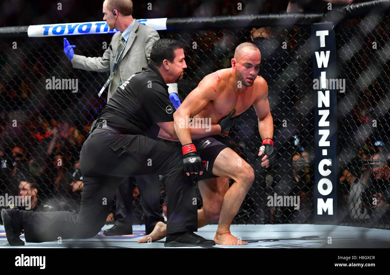 Conor mcgregor eddie alvarez hi-res stock photography and images - Alamy