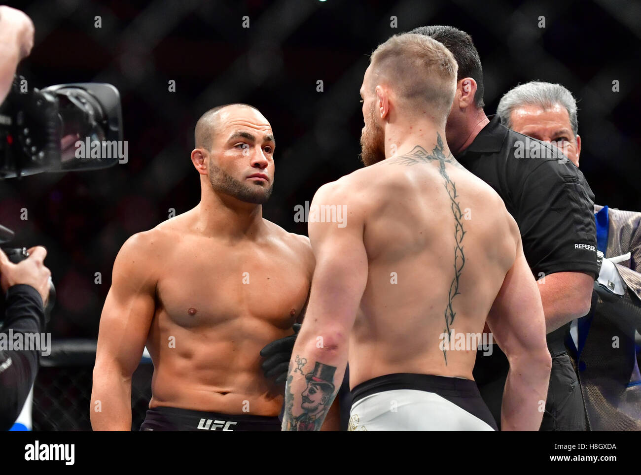 Conor mcgregor eddie alvarez hi-res stock photography and images - Alamy