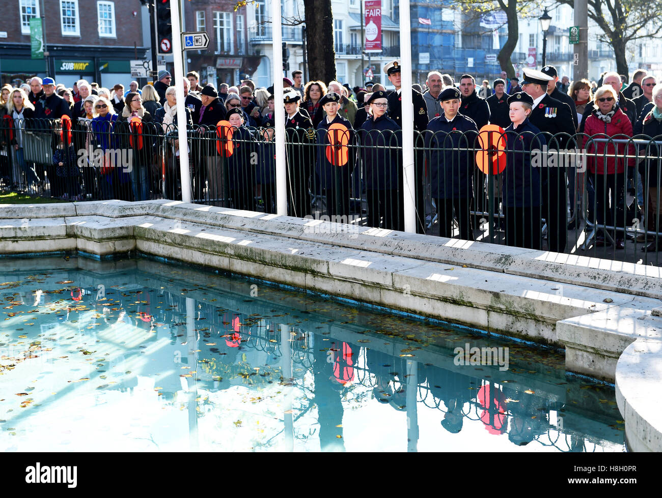 Brighton, Sussex, UK. 13th November, 2016. The Brighton and Hove Act of Remembrance Service held at the War Memorial in the Old Steine today  Credit:  Simon Dack/Alamy Live News Stock Photo