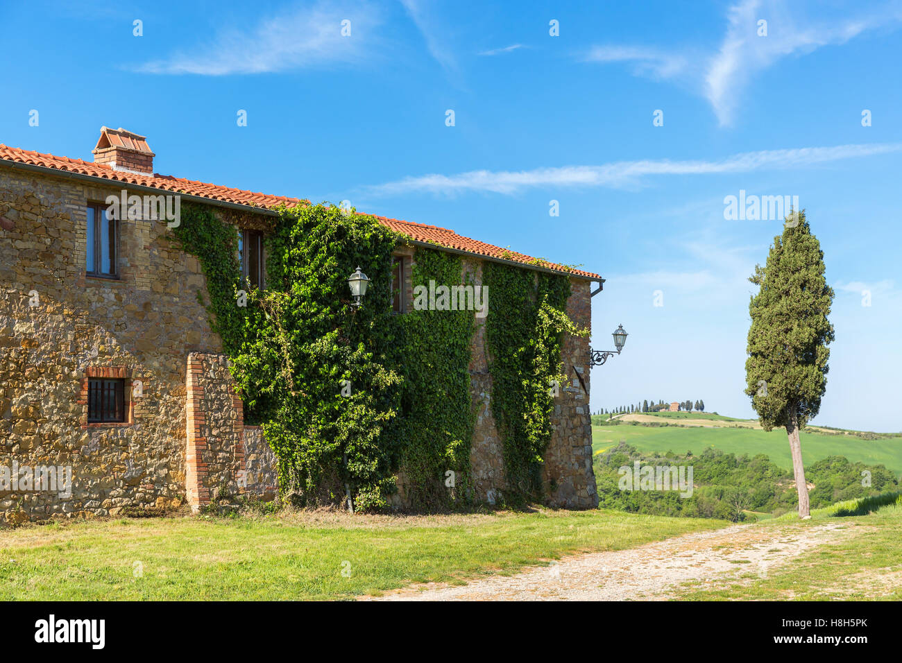 Italian farmhouse country hires stock photography and images Alamy