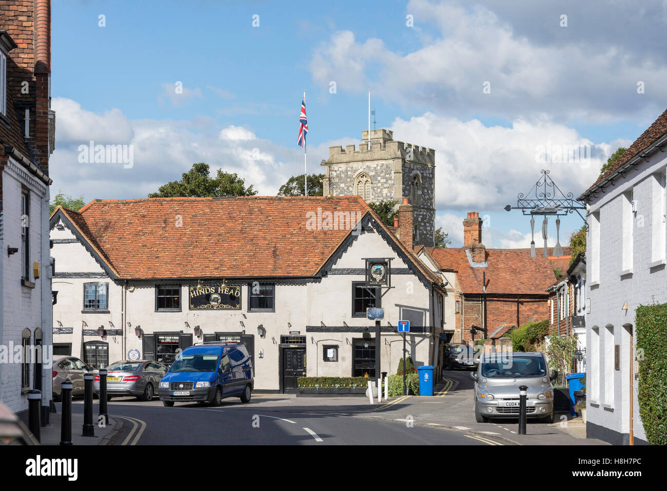 St Michael's Church and Hind's Head Pub, High Street, Bray, Berkshire, England, United Kingdom Stock Photo