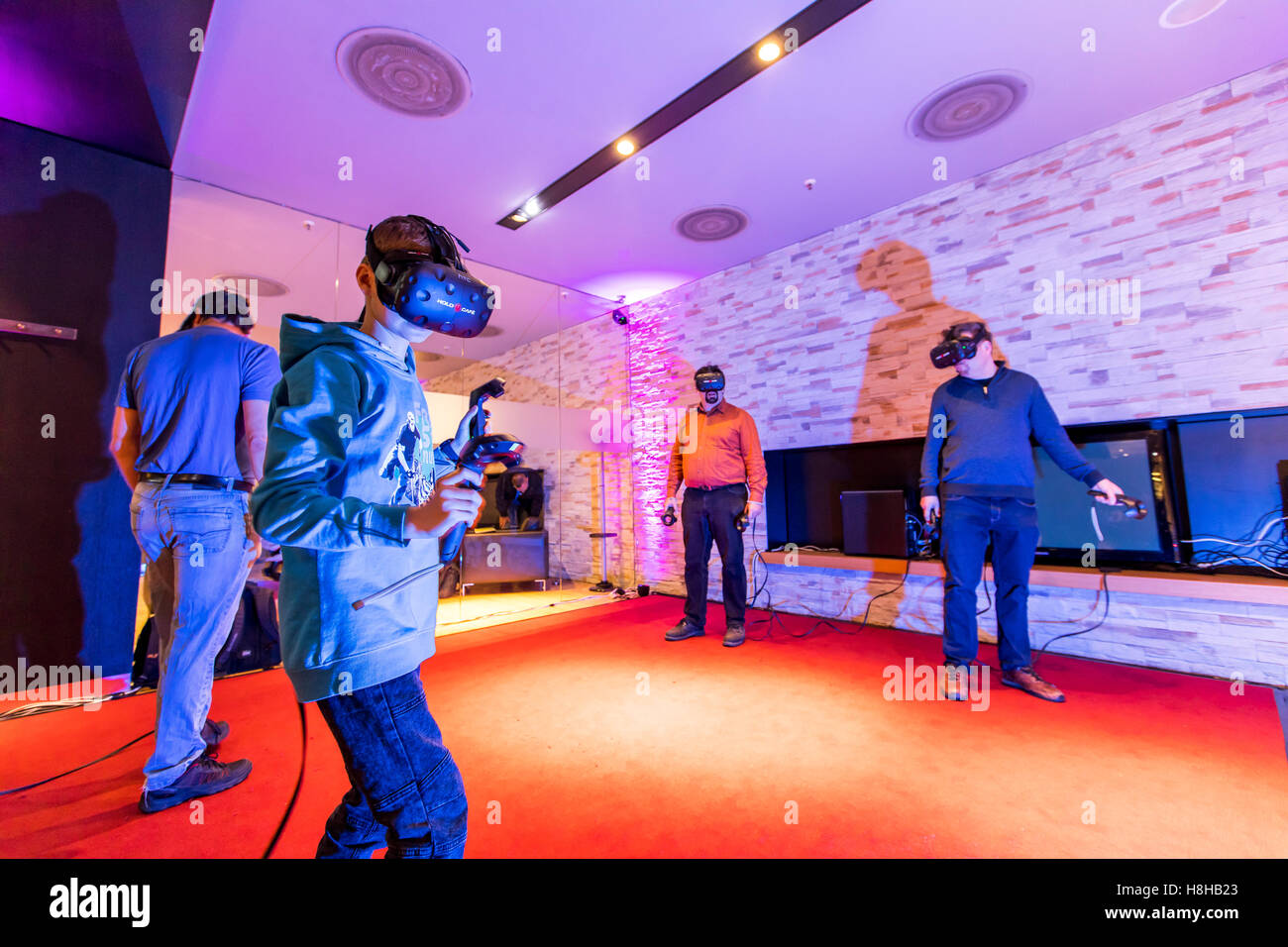 virtual reality game room near me