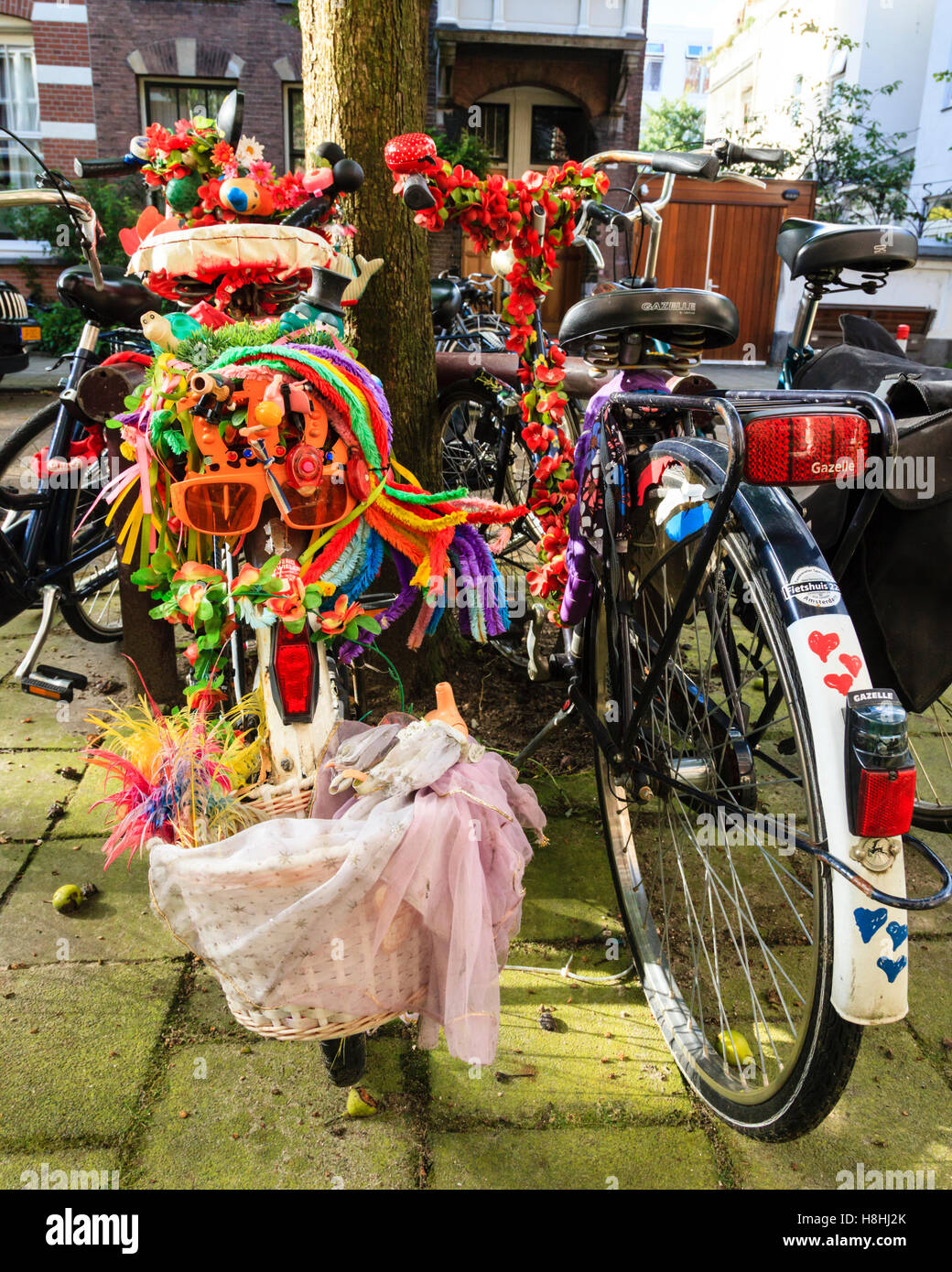 Decorated bike handlebars hires stock photography and images Alamy