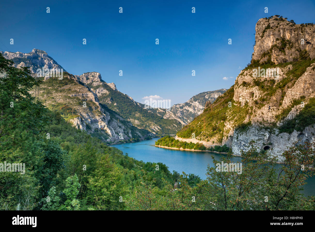 Grabovica Lake in Neretva River Canyon, Cvrsnica massif, Dinaric Alps, Bosnia and Herzegovina Stock Photo