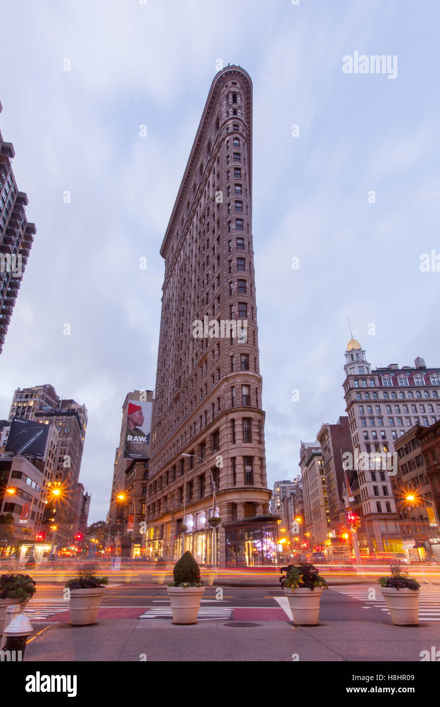 The Fuller Building on East 57th Street in midtown Manhattan in New York  Stock Photo - Alamy