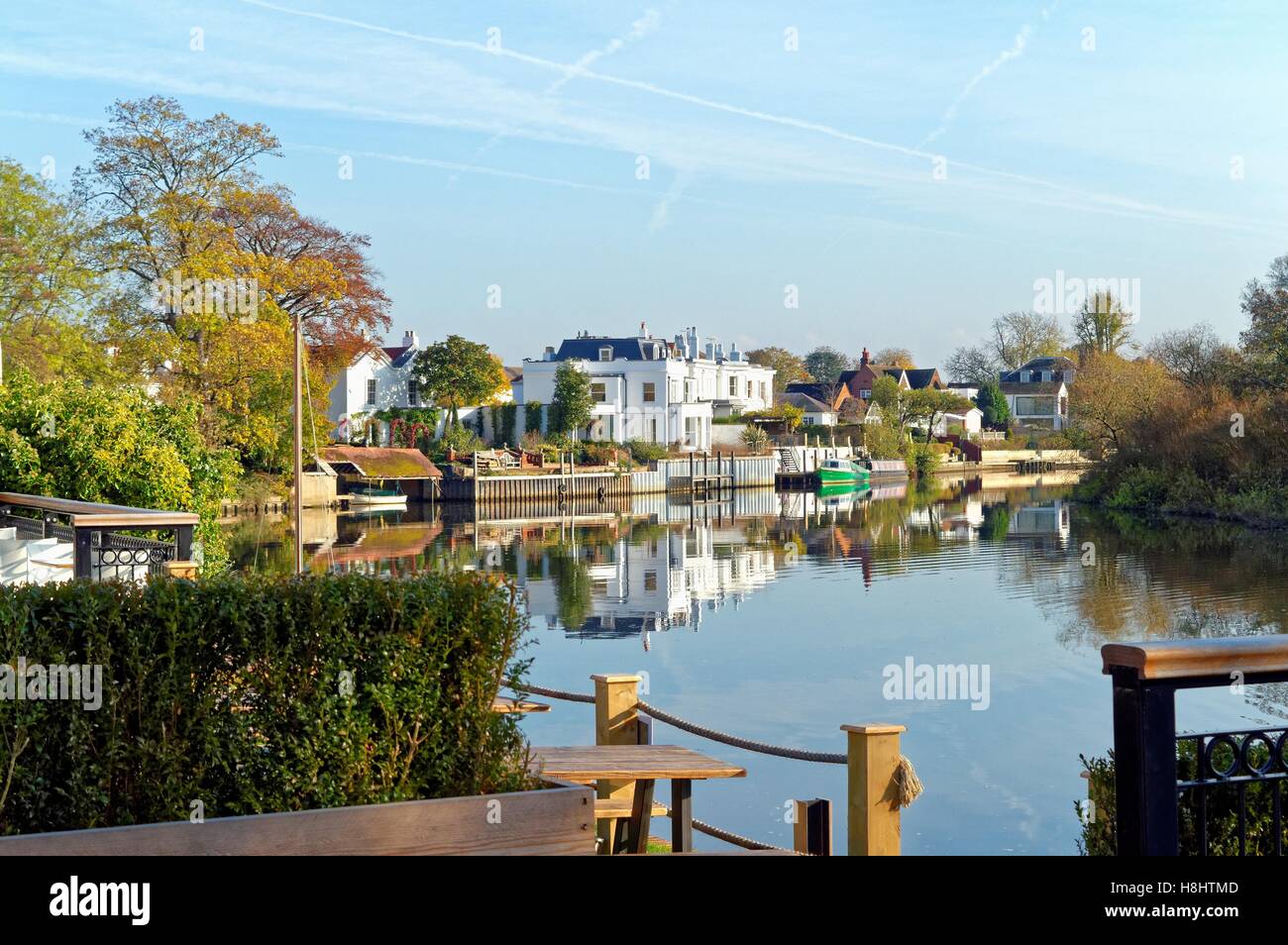 Shepperton hires stock photography and images Alamy