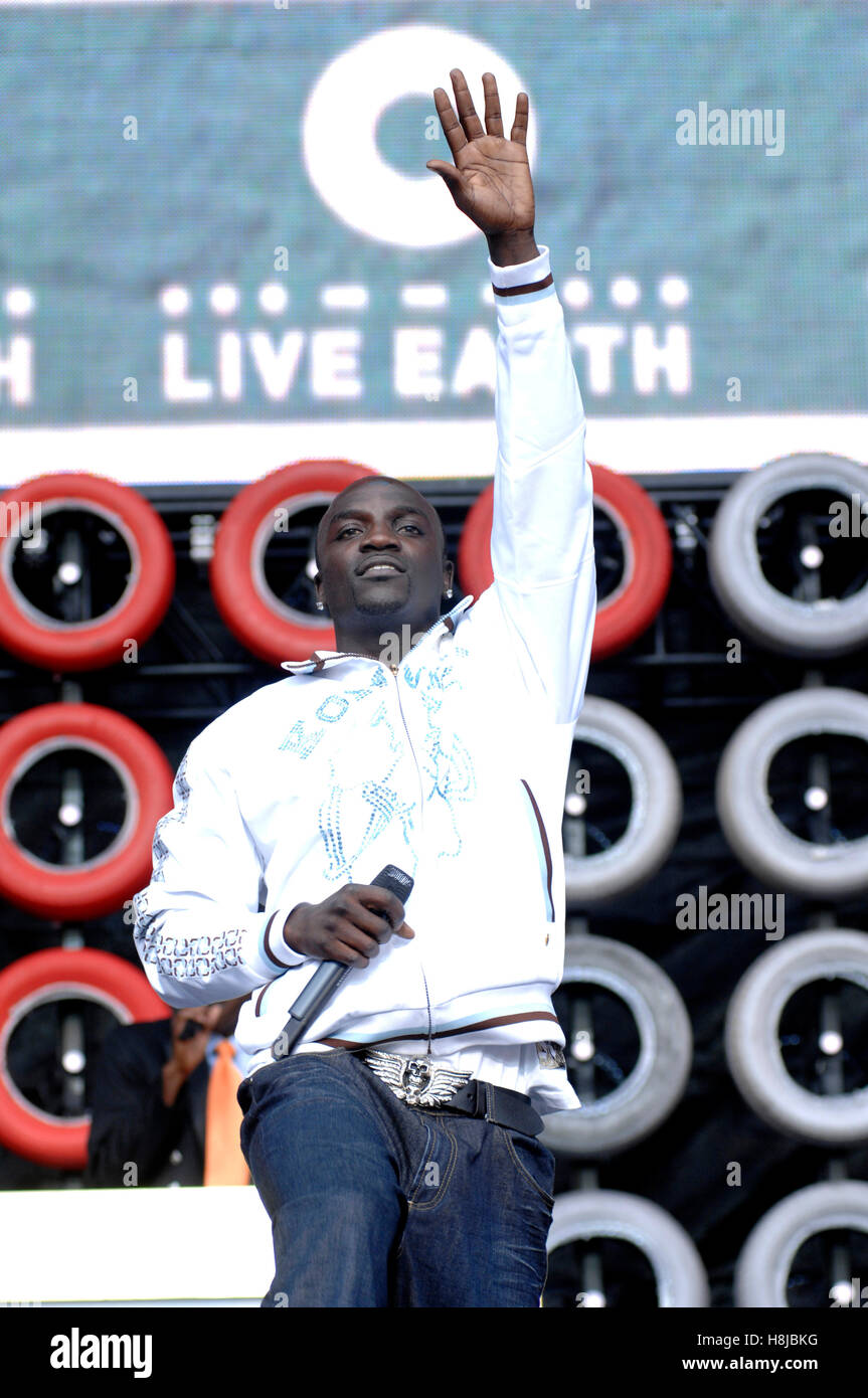 Akon performing at Live Earth New York at Giants Stadium in East Rutherford, New Jersey.  July 7, 2007 © David Atlas / MediaPunch Ltd. Stock Photo