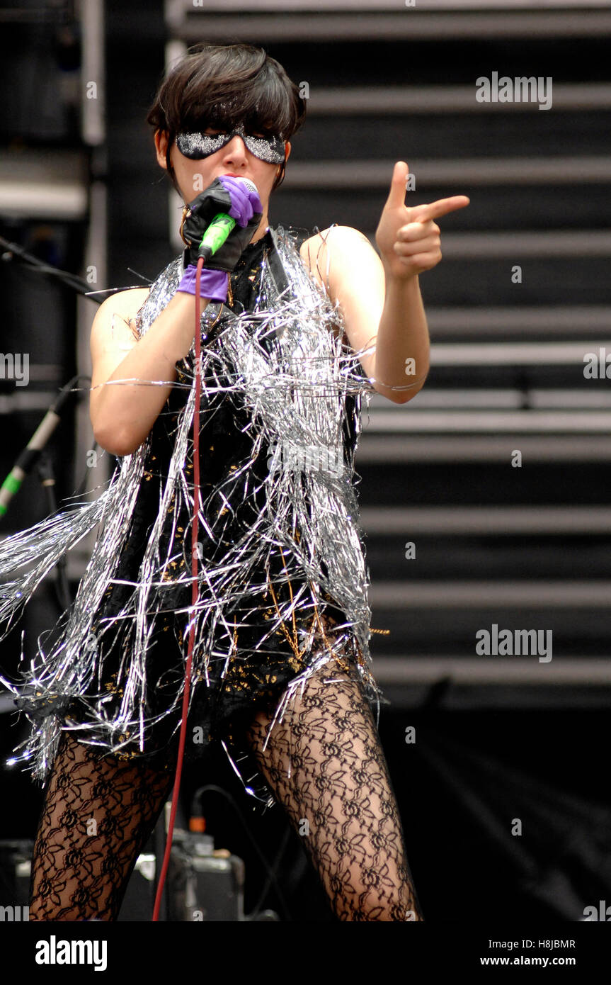 Yeah Yeah Yeahs (Karen O. pictured) performing live at the Virgin Festival in Baltimore, Maryland on August 5, 2007. © David Atlas / MediaPunch Stock Photo