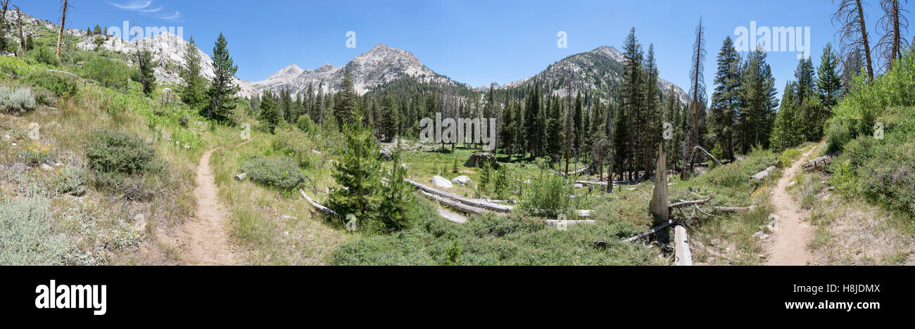 On John Muir Trail, Kings Canyon National Park, Sierra Nevada mountains, California, United States of America Stock Photo