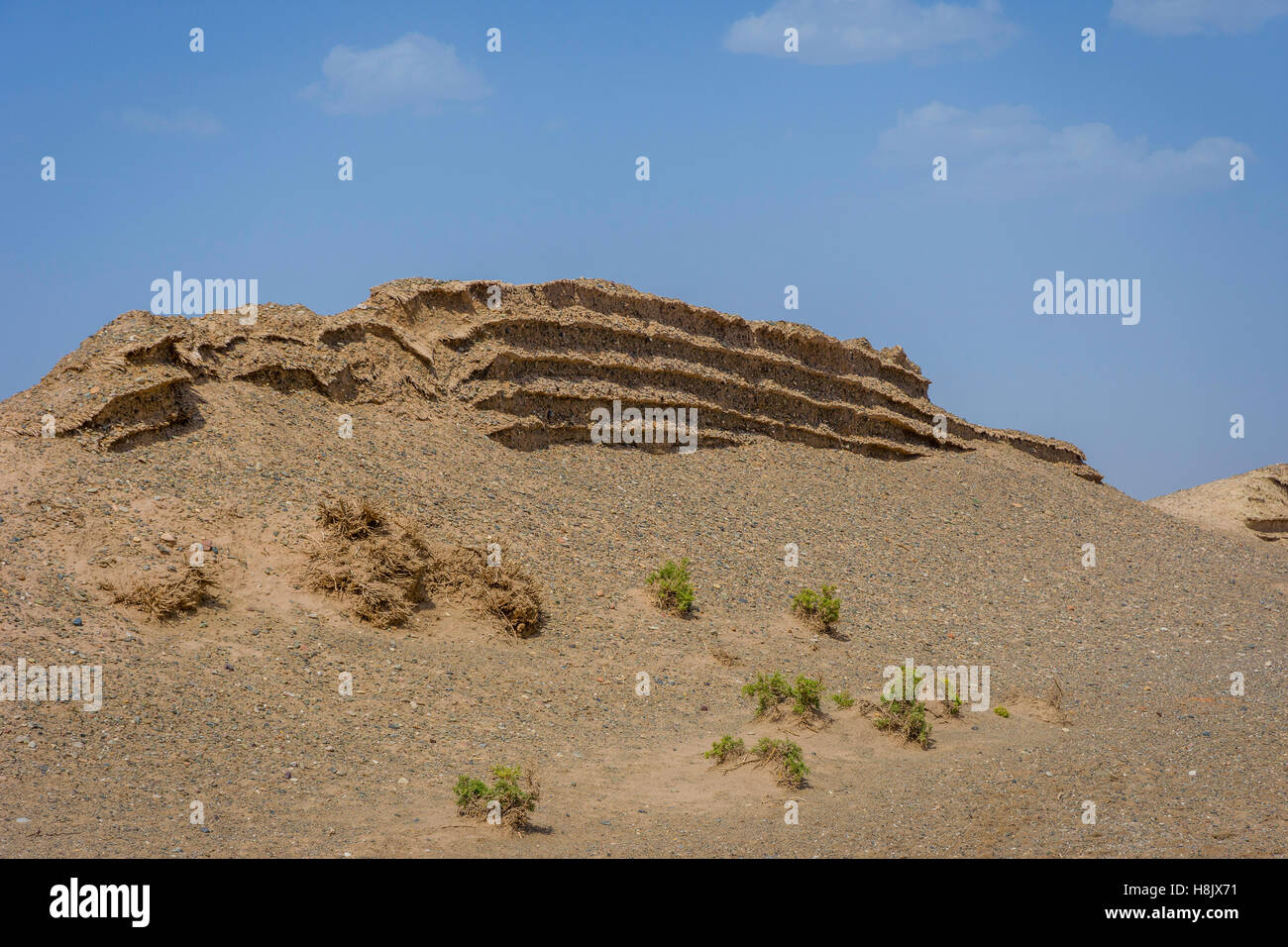 Chinese great wall in Gobi desert, Dunhuang, China Stock Photo