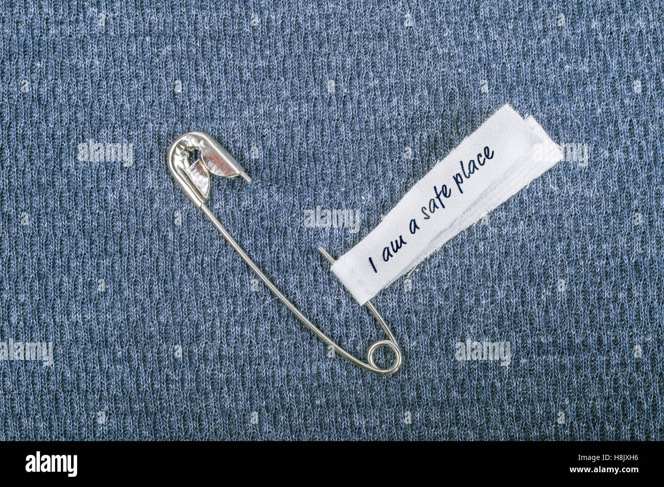 Safety pin clothing hi-res stock photography and images - Alamy