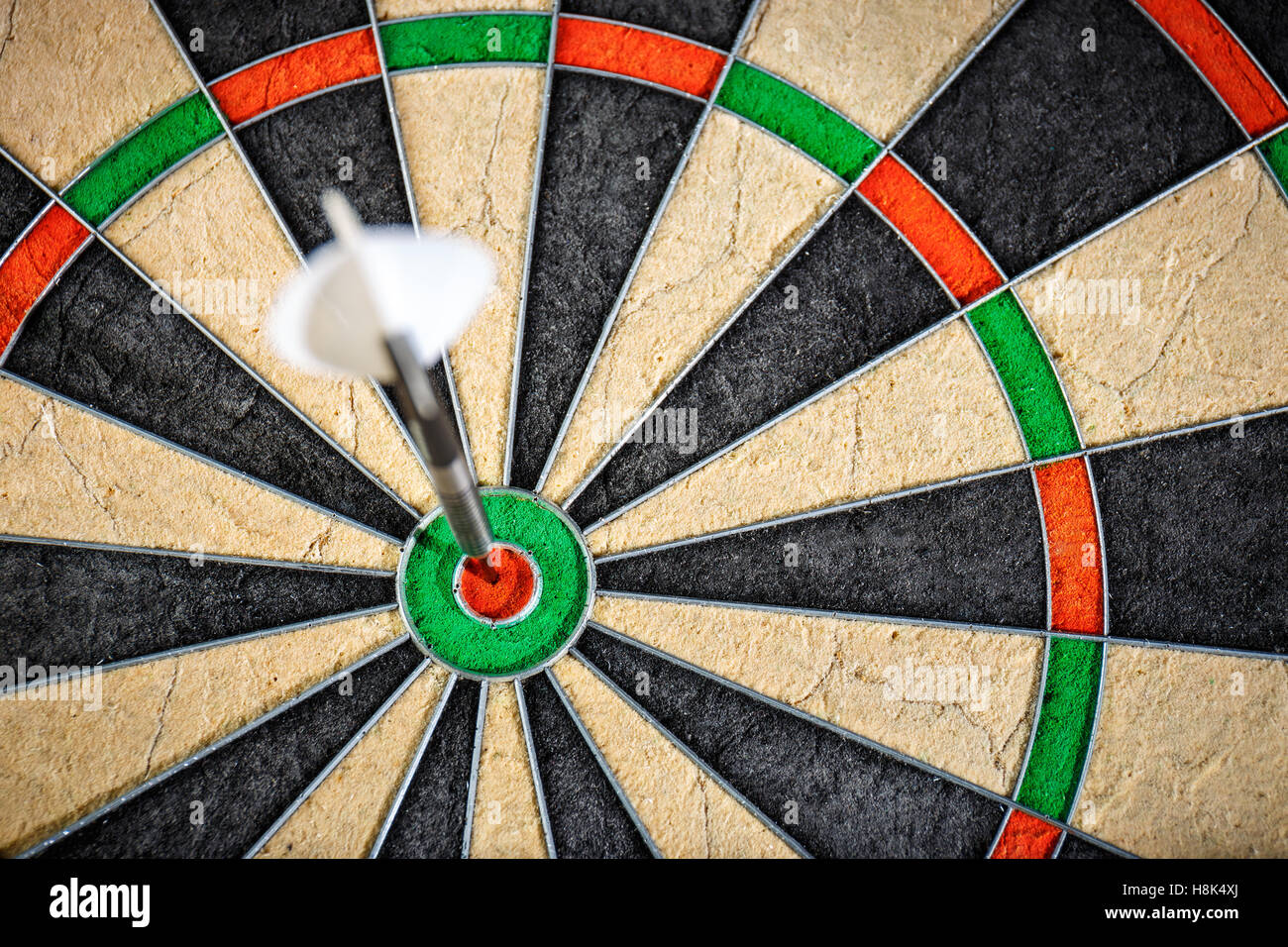 the darts in bull's eye, close up Stock Photo Alamy