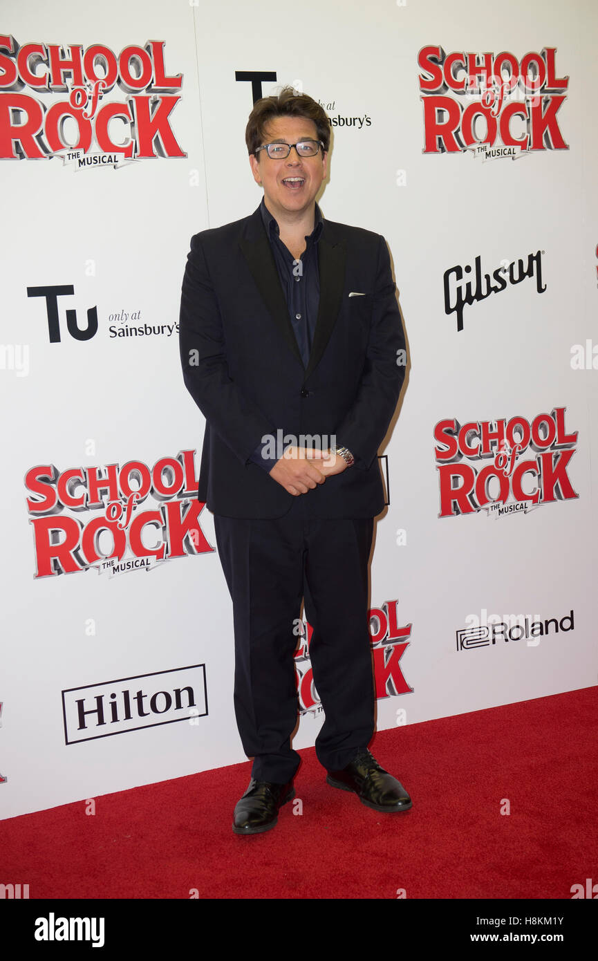 Michael mcintyre 2016 hires stock photography and images Alamy