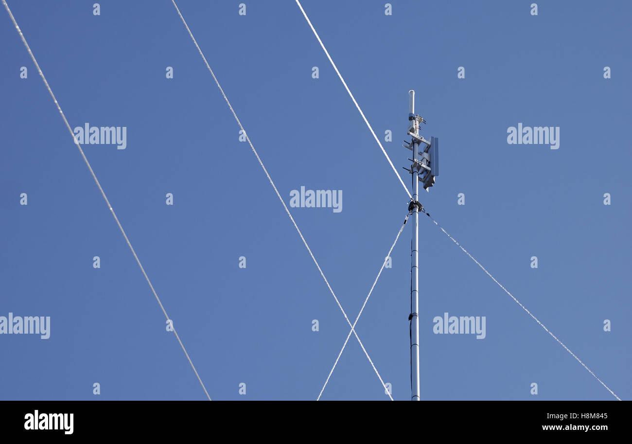 Wifi antenna hires stock photography and images Alamy