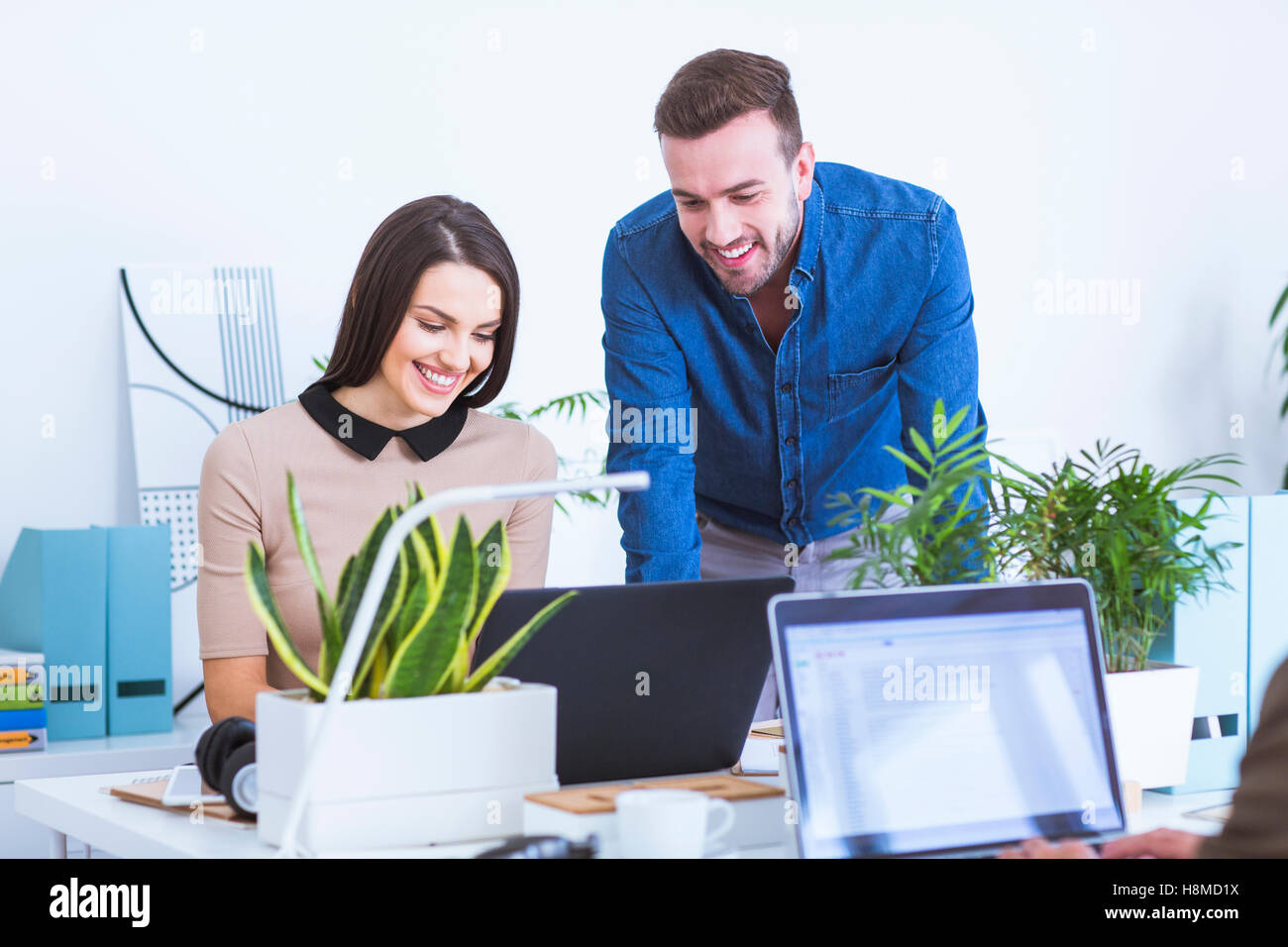 Man woman office hi-res stock photography and images - Alamy