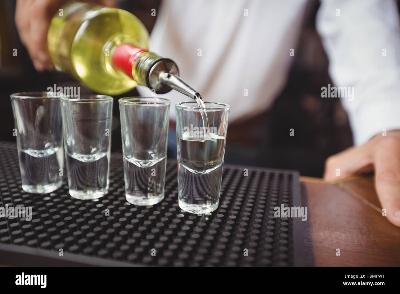 Shot glasses hi-res stock photography and images - Alamy