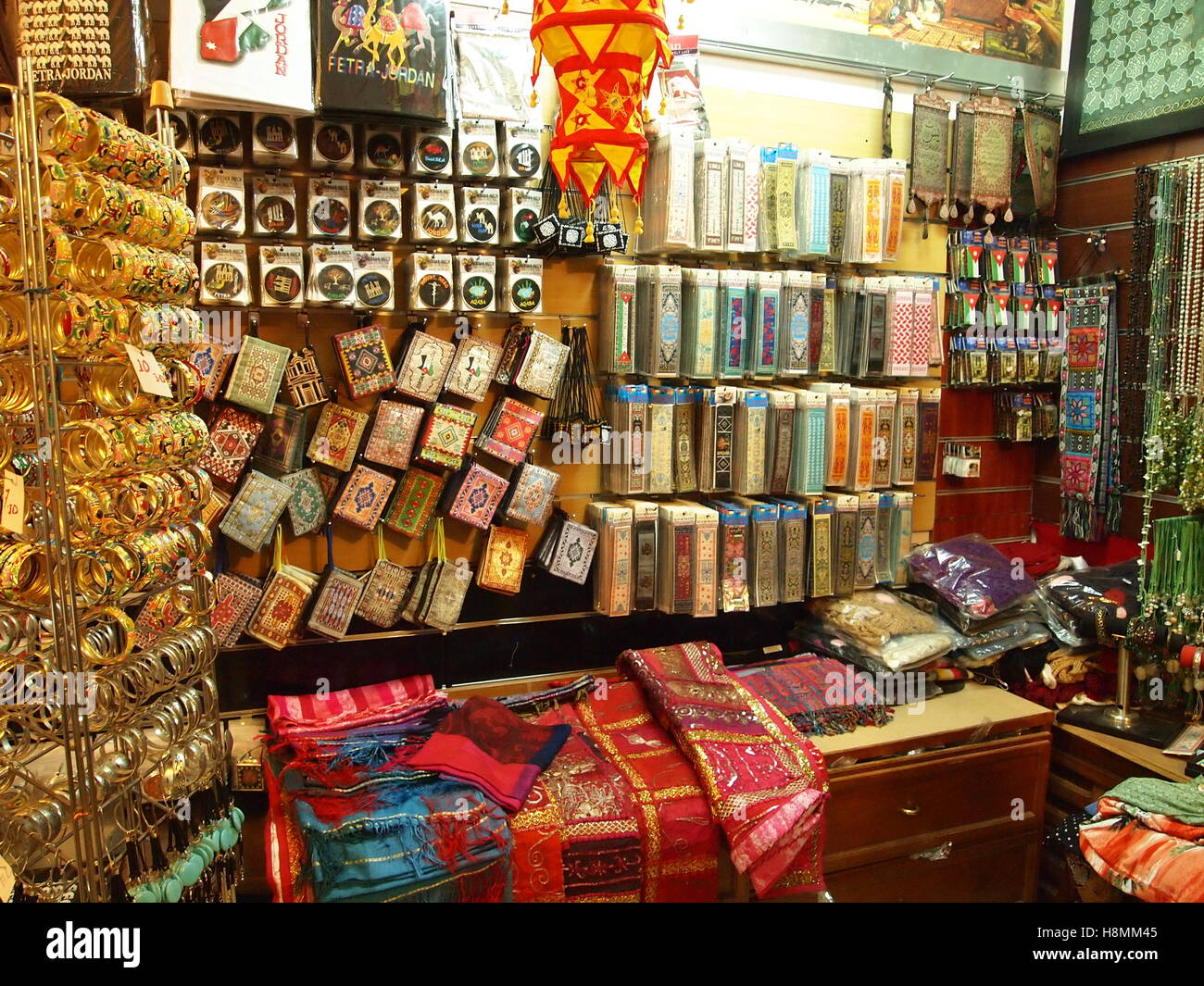 Shop in Amman, Jordan. Typical souvenirs of the country Stock Photo Alamy