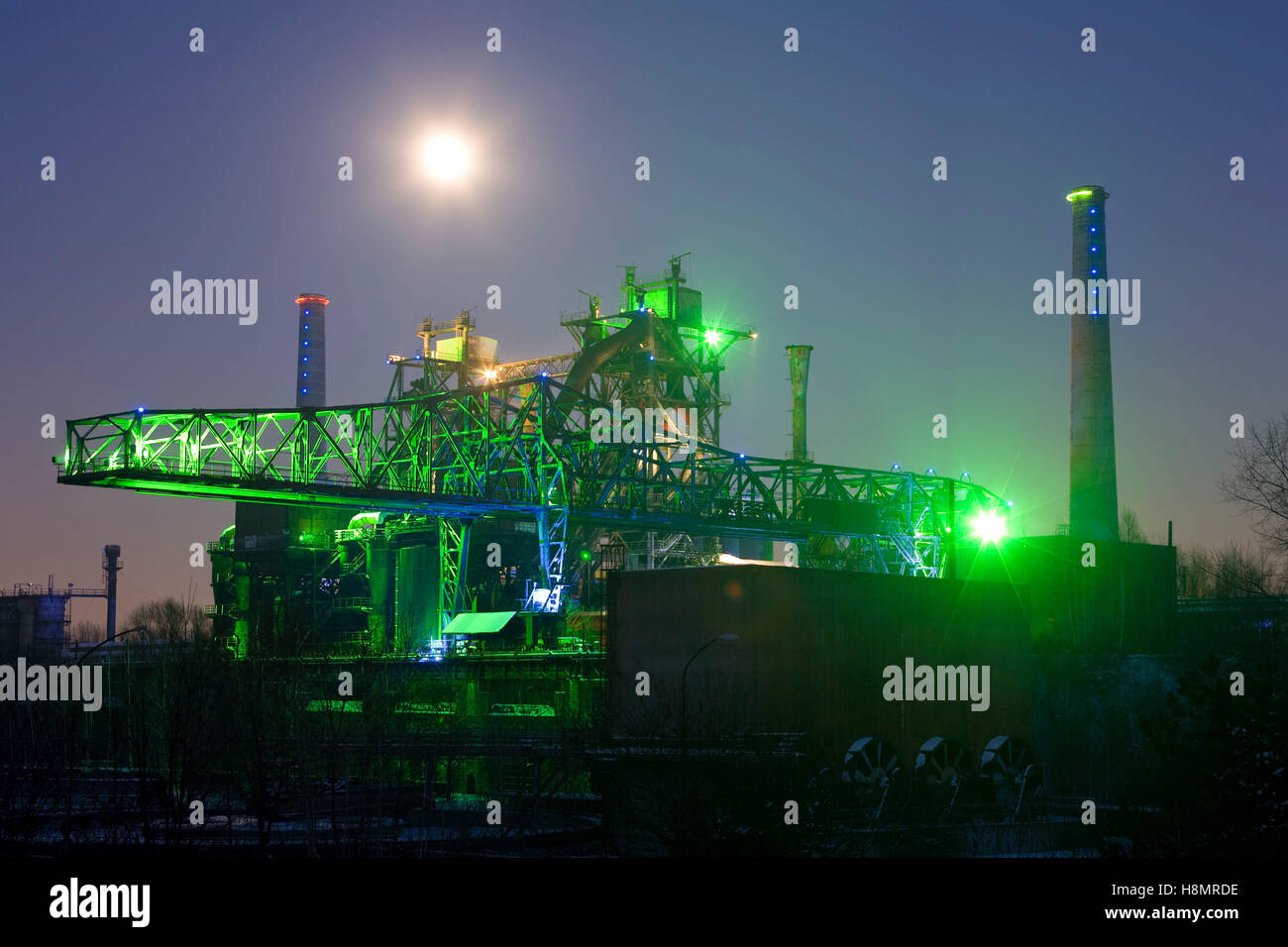 Germany,  Ruhr area, Duisburg, Duisburg-Nord Country Park with light-show by Jonathan Park, former Thyssen blast furnace works Stock Photo