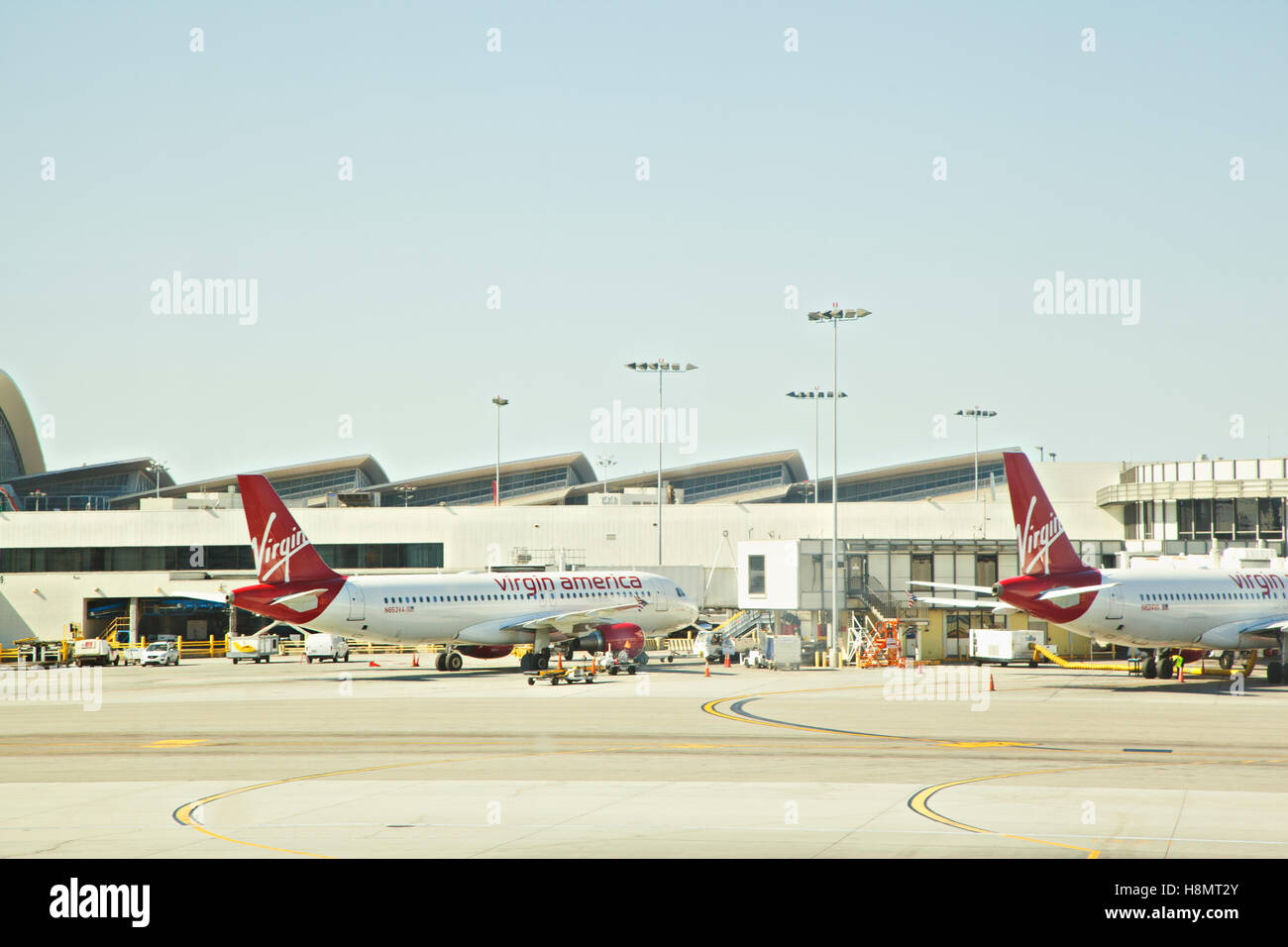 USA, Minnesota, Minneapolis, Airplanes in airport Stock Photo