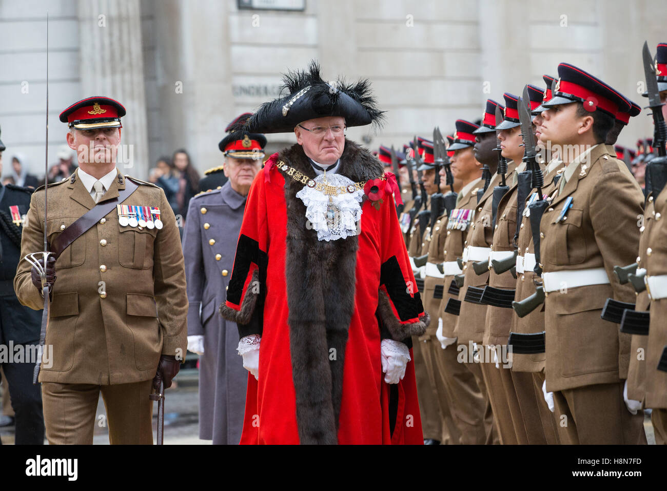 Lord Mayor,Dr Andrew Parmley inspects the guard of honour during the Lord Mayor's show outside the Mansion House. Stock Photo