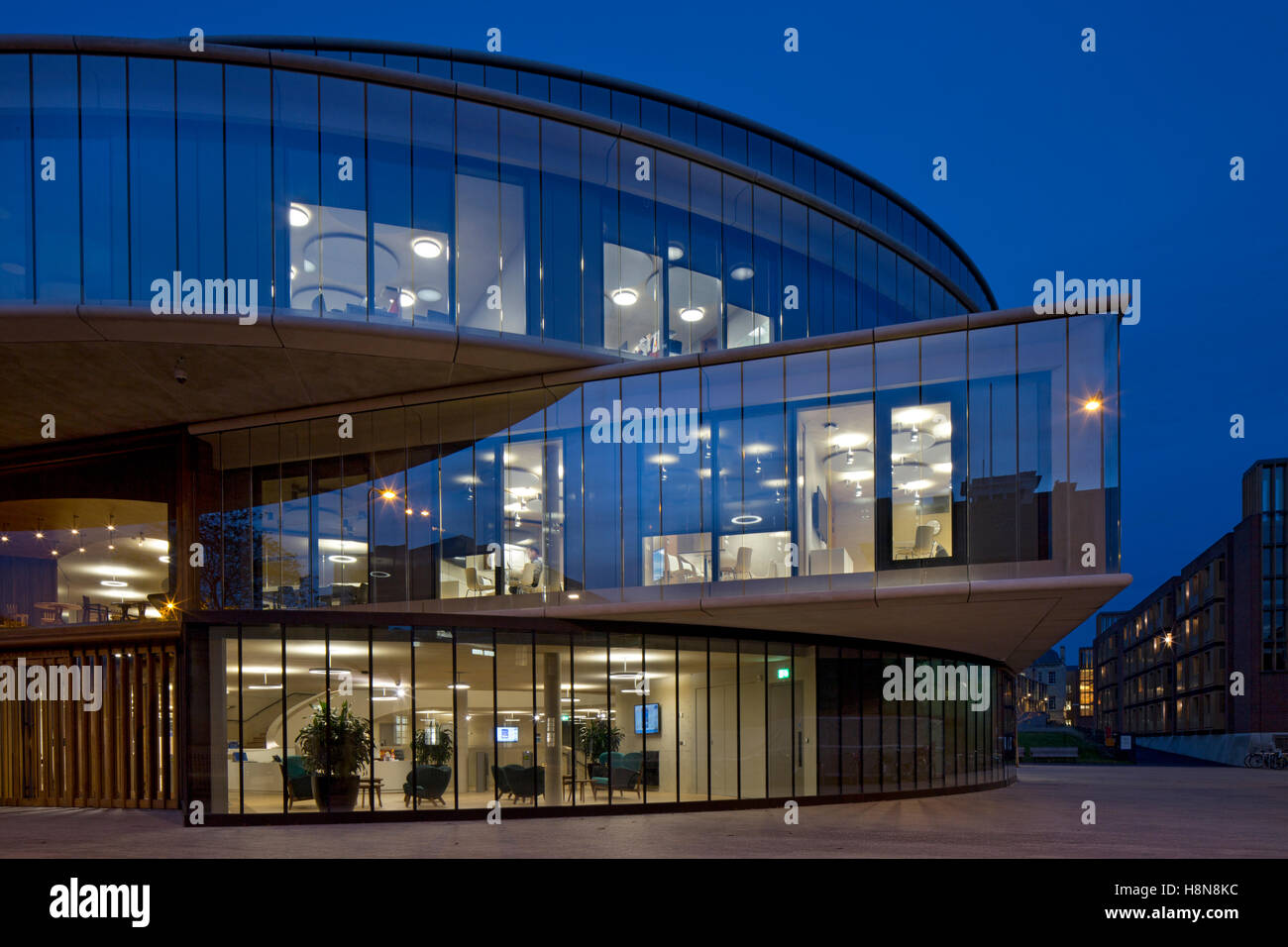 The Blavatnik School of Government at night,Oxford,England Stock Photo