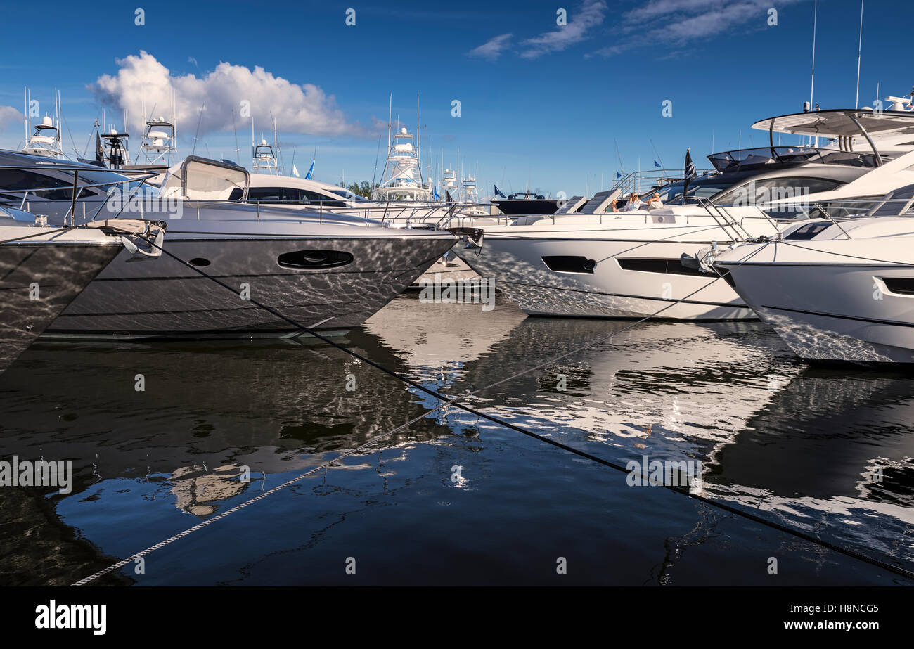Luxury Power Boats at berth in Ft Lauderdale Stock Photo