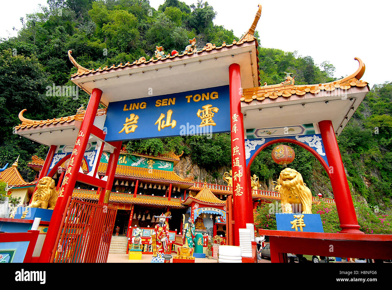 Ling Seng Tong Temple, Ipoh, Perak, Malaysia Stock Photo Alamy