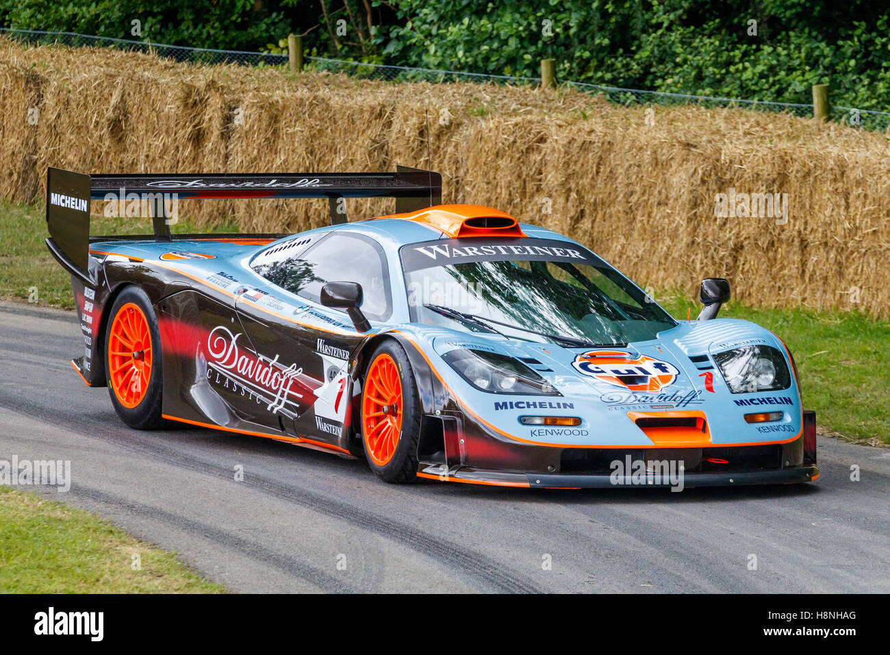 1997 Mclaren F1 Gtr Longtail With Driver Lionel Robert At The