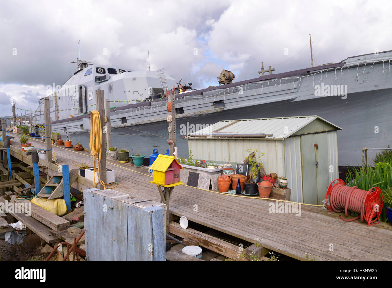 Shorehambysea houseboats, Sussex Stock Photo Alamy