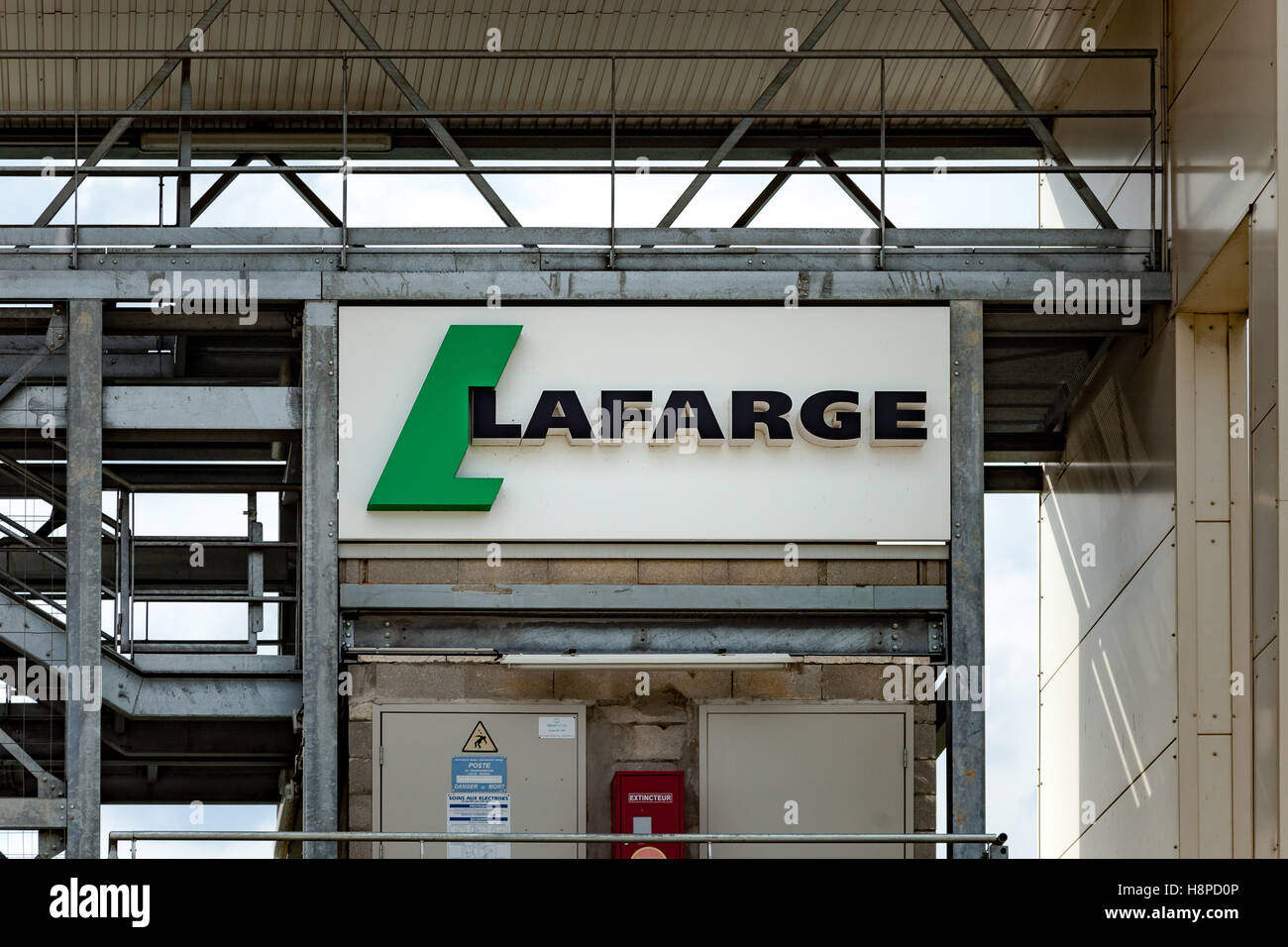 Lafarge Cement High Resolution Stock Photography and Images - Alamy