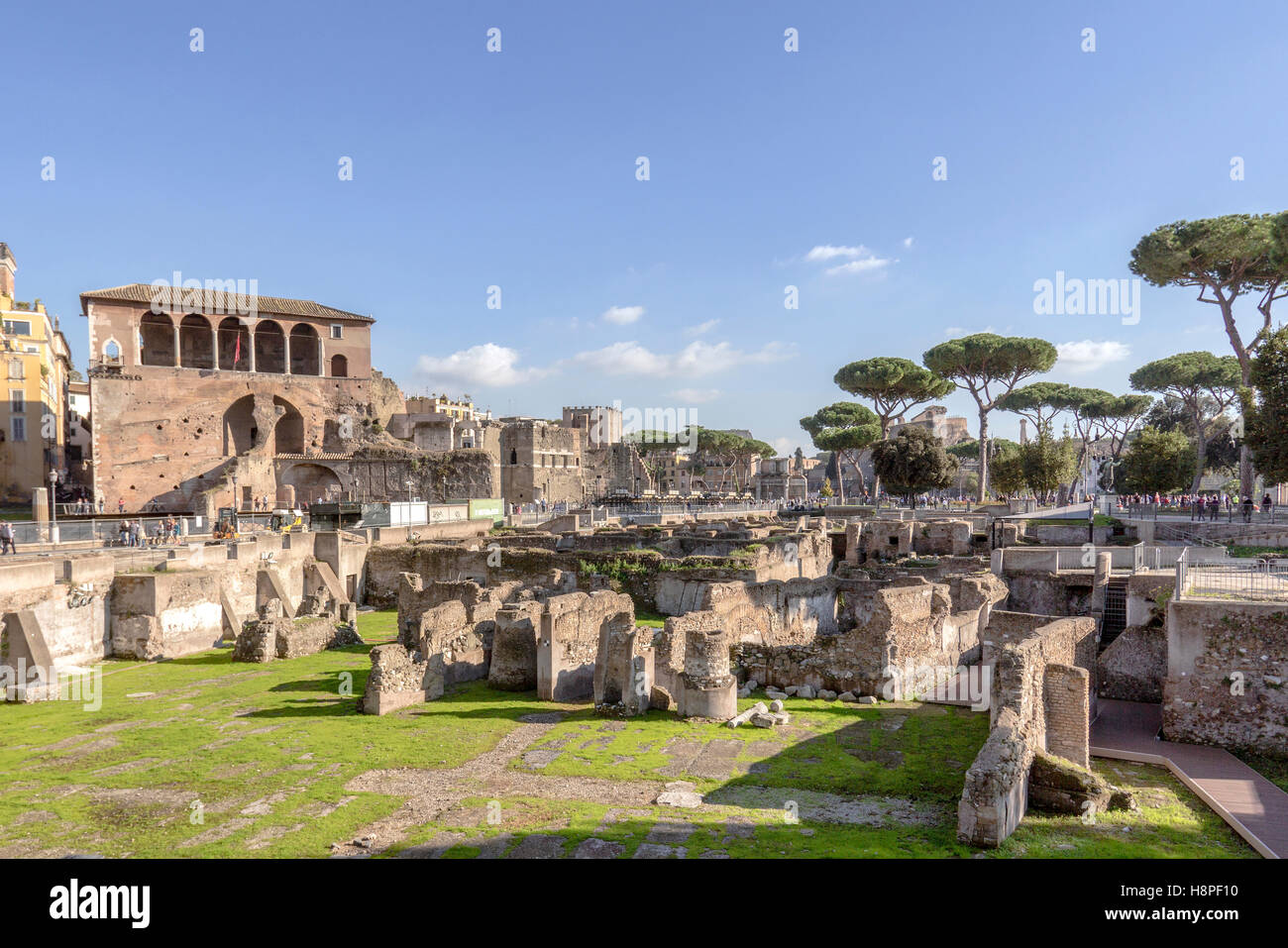 Ruins of ancient Rome preserved and tourists in Italy Stock Photo - Alamy