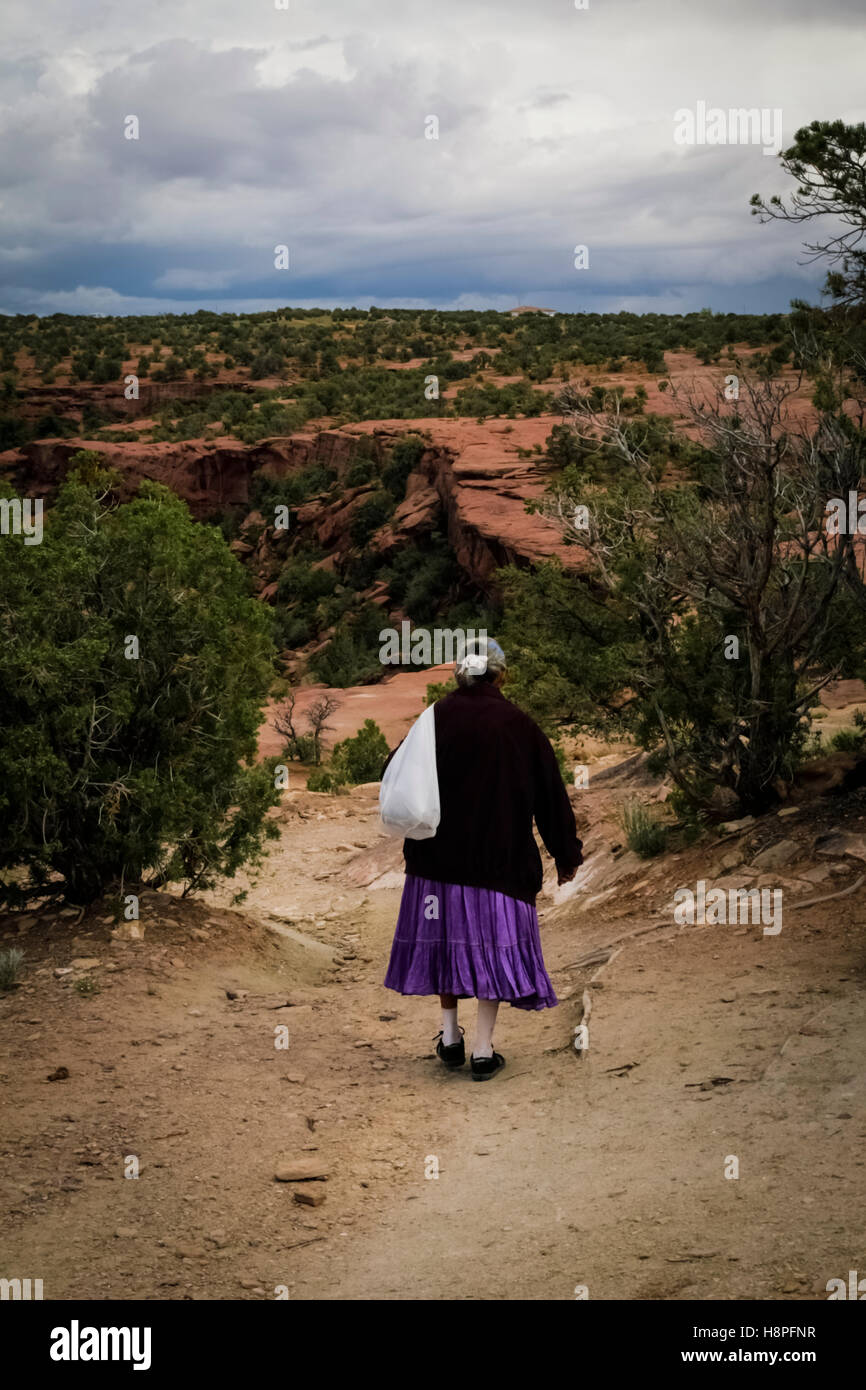 Canyon De Chelly Arizona United States Navajo Nation Elderly Navajo canyon-de-chelly-arizona-united-states-navajo-nation-elderly-navajo