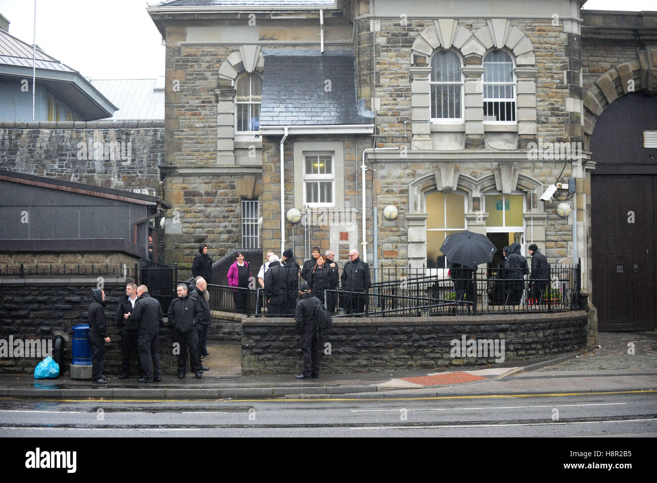 Swansea, Wales, UK, 15th November 2016 Pictured are Prison Officers at Swansea Prison, Wales, UK, taking part in a walk out organised by the Prison Officers Association in protest at the ongoing problems that prison staff are facing across the UK Credit:  Robert Melen/Alamy Live News. Stock Photo