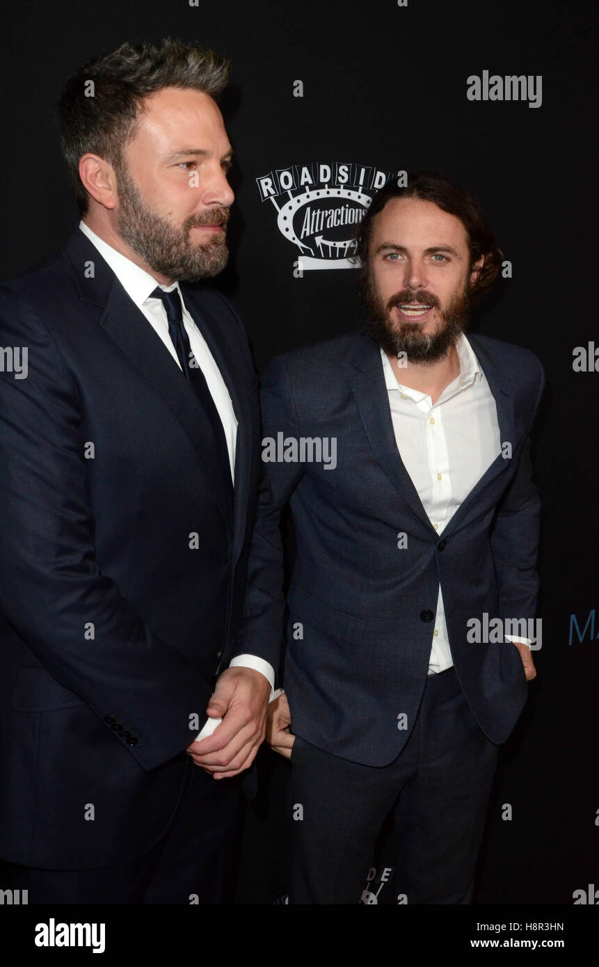 Beverly Hills, Ca. 14th Nov, 2016. Ben Affleck, Casey Affleck at the premiere of Amazon Studios' 'Manchester By The Sea' at Samuel Goldwyn Theater on November 14, 2016 in Beverly Hills, California. Credit:  David Edwards/Media Punch/Alamy Live News Stock Photo