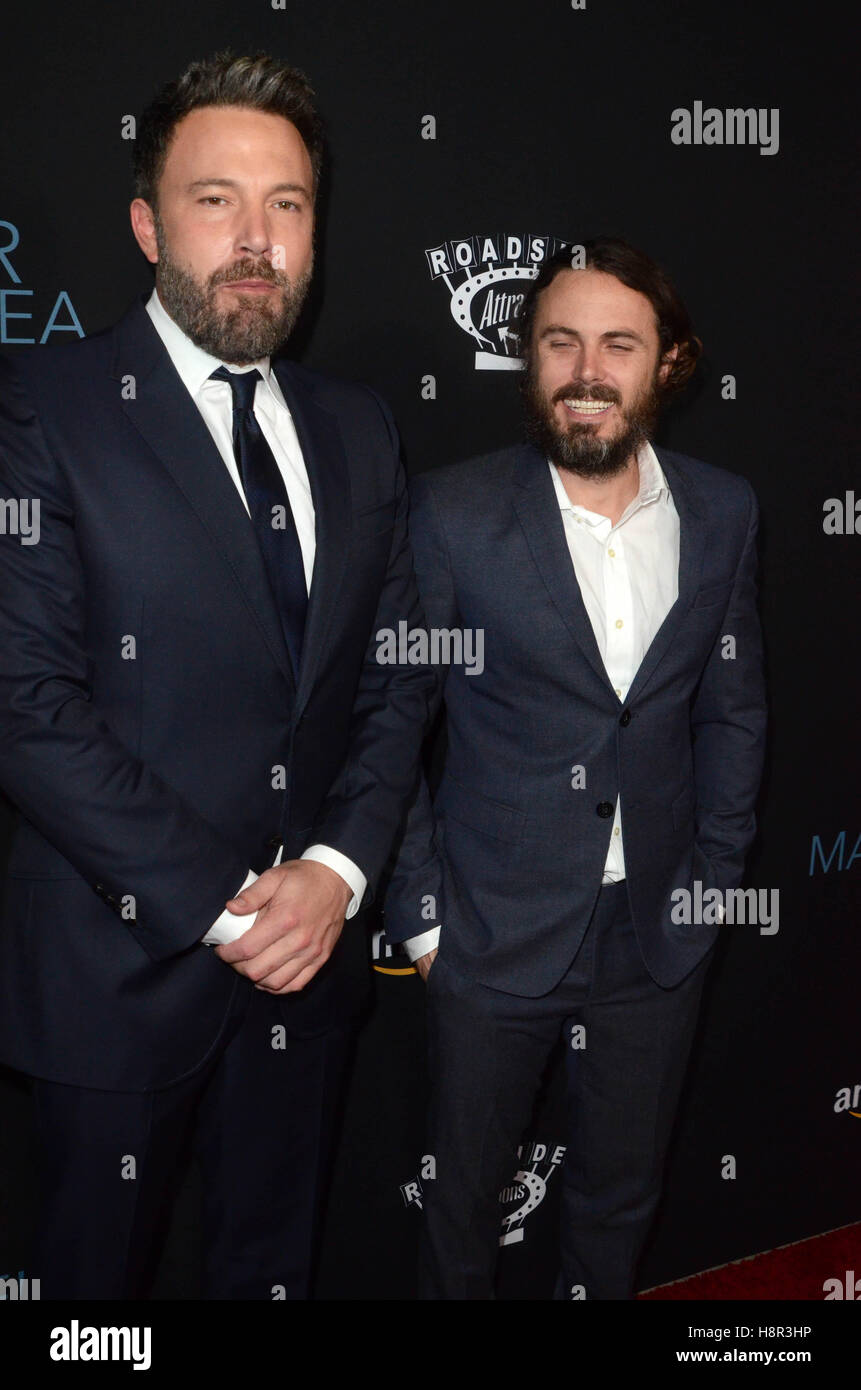 Beverly Hills, Ca. 14th Nov, 2016. Ben Affleck, Casey Affleck at the premiere of Amazon Studios' 'Manchester By The Sea' at Samuel Goldwyn Theater on November 14, 2016 in Beverly Hills, California. Credit:  David Edwards/Media Punch/Alamy Live News Stock Photo