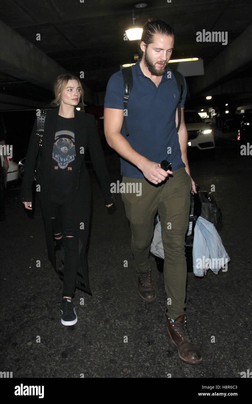 Los Angeles, Ca, USA. 15th Nov, 2016. Margot Robbie and Tom Ackerley
