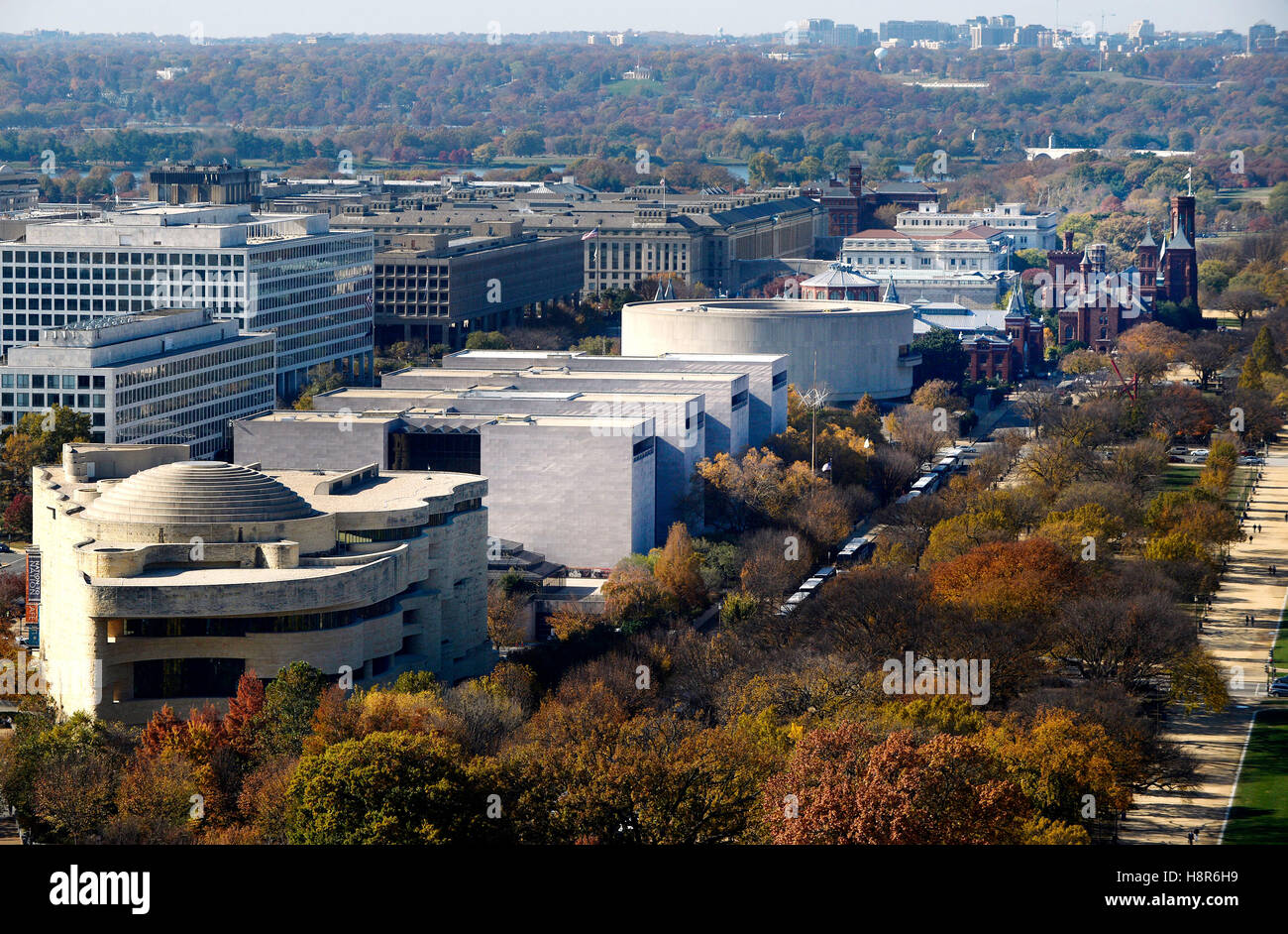 Hirshhorn museum and sculpture garden hires stock photography and