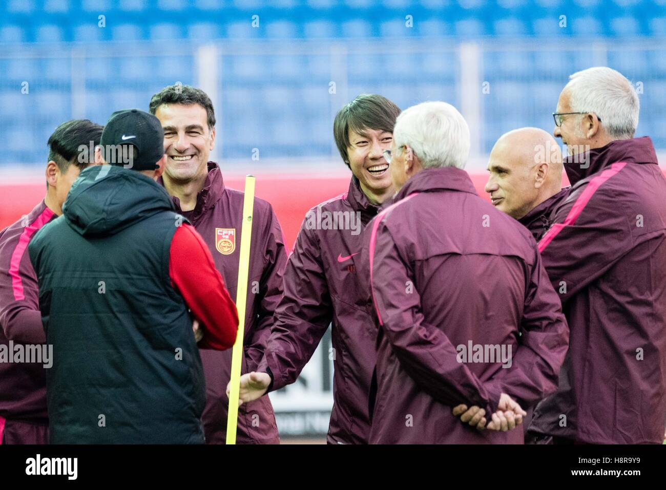 Kunming, Kunming, China. 14th Nov, 2016. Kunming, CHINA-November 14 2016: (EDITORIAL USE ONLY. CHINA OUT) .Marcello Lippi trains China national football team before World Cup Asian Qualifying Match in Kunming, south China's Yunnan Province, November 14th, 2016. Former World Cup-winning coach Marcello Lippi was named to lead China national football team following the resignation of Gao Hongbo this year. © SIPA Asia/ZUMA Wire/Alamy Live News Stock Photo