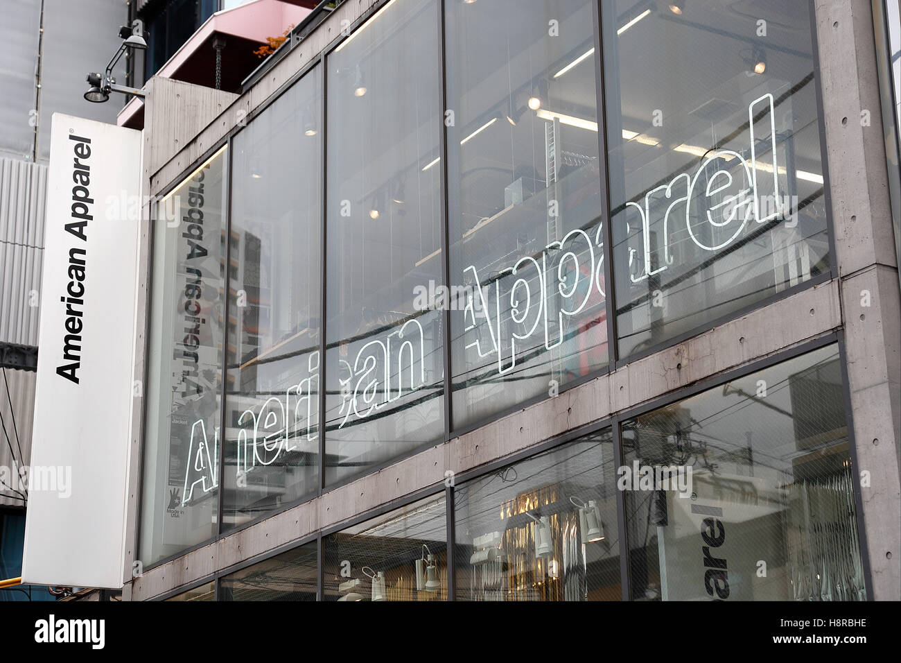 American Apparel Uk High Resolution Stock Photography And Images Alamy American Apparel Uk High Resolution Stock Photography And Images Alamy