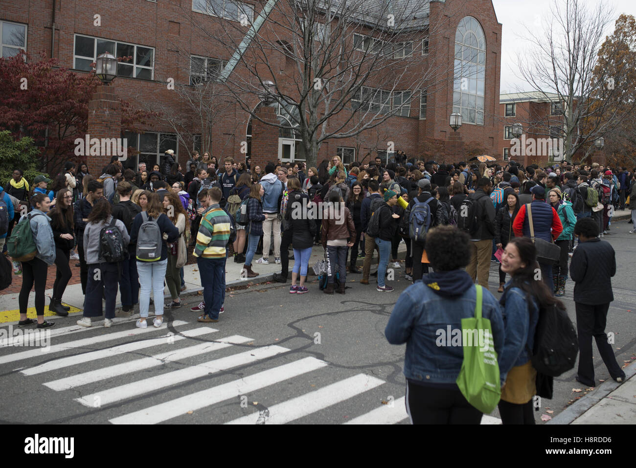 Medford, Massachusetts, USA. 16th Nov, 2016. After walking out of class, hundreds of Tufts University students join community members in a rally to demand that the university become a sanctuary campus for undocumented students. Credit:  Evan Sayles/ZUMA Wire/Alamy Live News Stock Photo