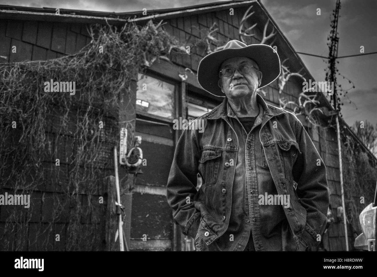 Welch, McDowell County, West Virginia, USA. 14th Nov, 2016. JACK BAILEY, of Welch, 'I'm a registered Democrat, but the Democratic Party ain't for the working people anymore. Hillary Clinton lied on so many issues that I can't trust her for anything.' © Dimitrios Manis/zReportage.com/ZUMA Wire/Alamy Live News Stock Photo