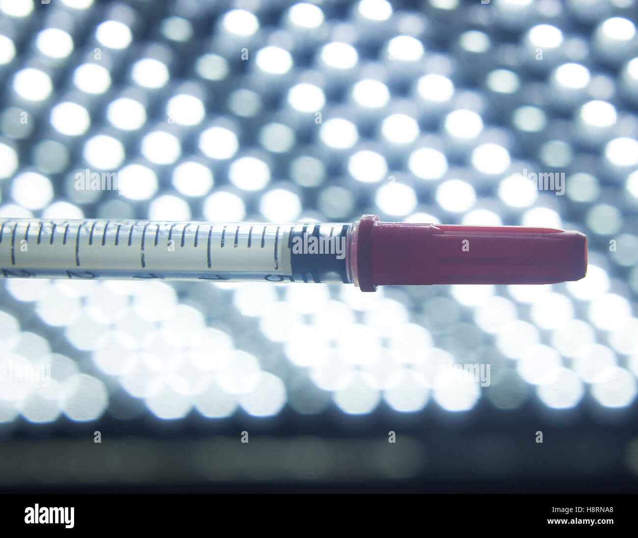 Medical injection syring hypodermic needle for insulin injections in