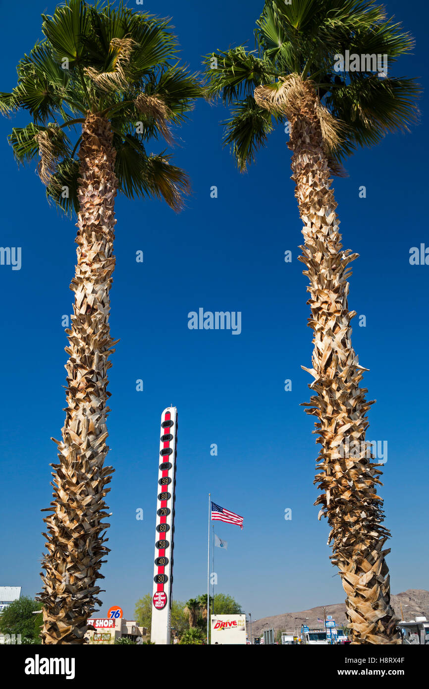 Baker, California - The world's tallest thermometer records temperatures in the Mojave Desert, near Death Valley. Stock Photo